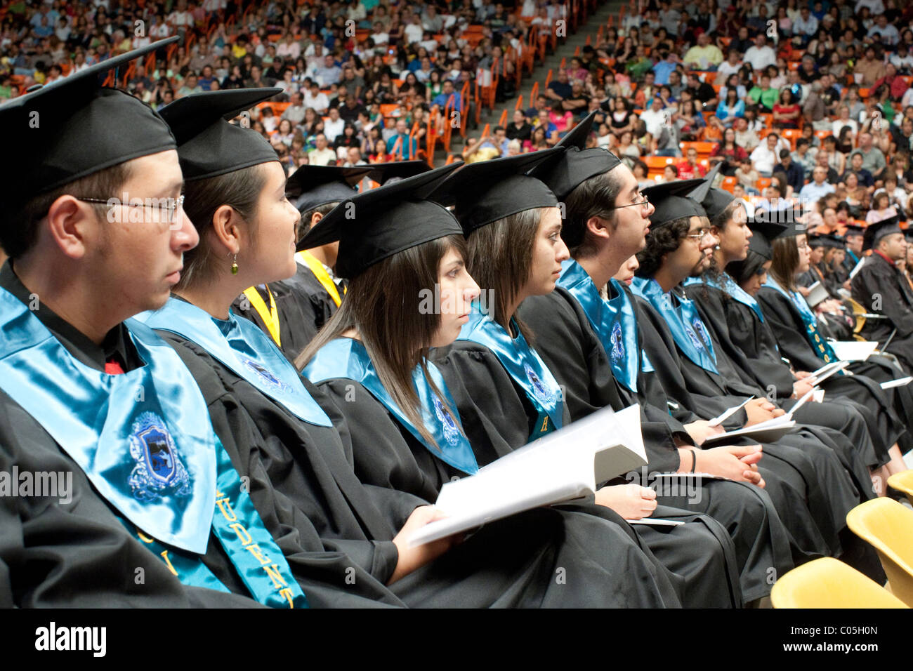 Row wait High Resolution Stock Photography and Images Alamy