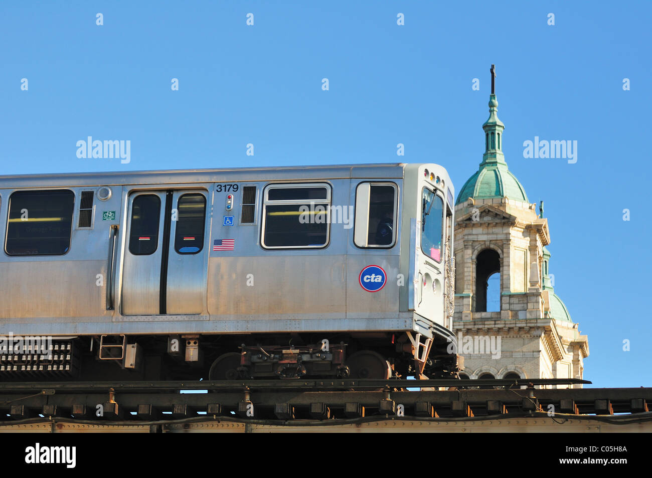 Chicago, Illinois A Pink Line elevated train rumbles through the Pilsen neighborhood. USA. Stock Photo