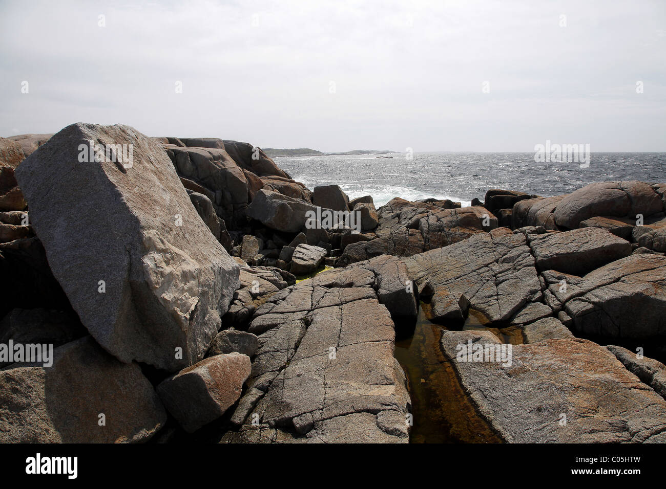 GRANITE ROCK & NORTH ATLANTIC PEGGY'S COVE HALIFAX NOVA SCOTIA CANADA