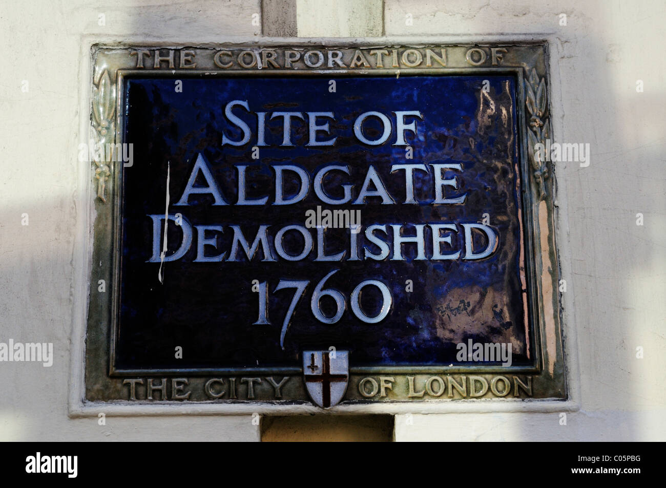 Plaque marking the site of Aldgate, Aldgate, London, England, UK Stock Photo