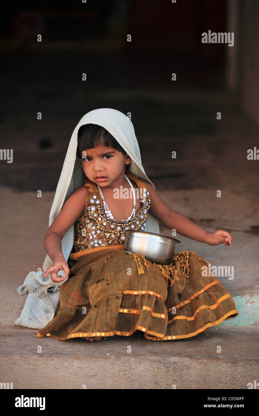 Little girl having a meal Andhra Pradesh South India Stock Photo - Alamy