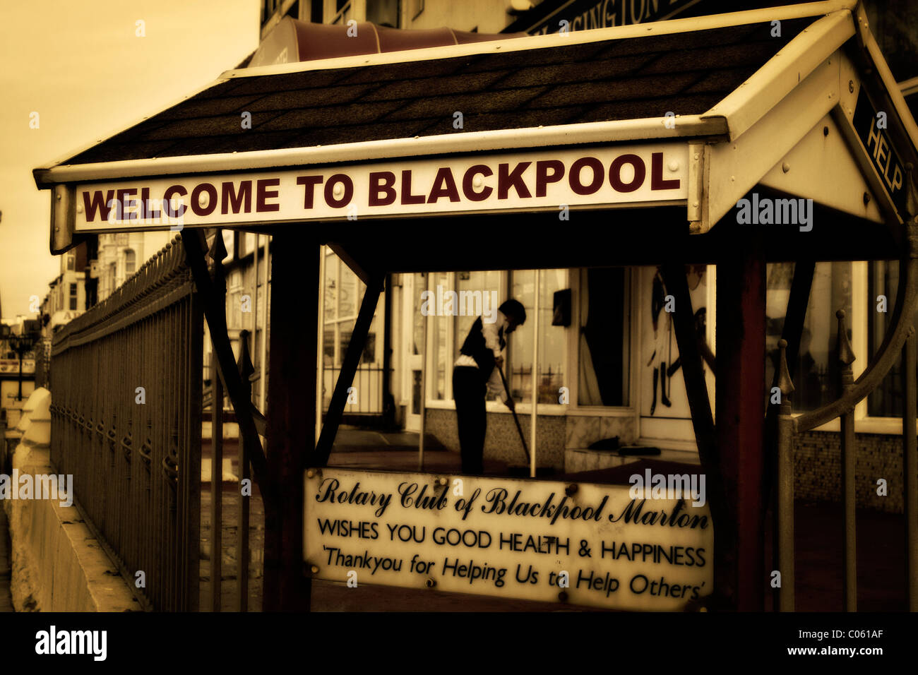 To Blackpool sign at Golf Club Stock Photo Alamy