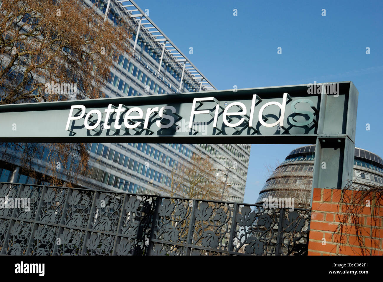 Potters Fields Park, London Bridge, London, England Stock Photo