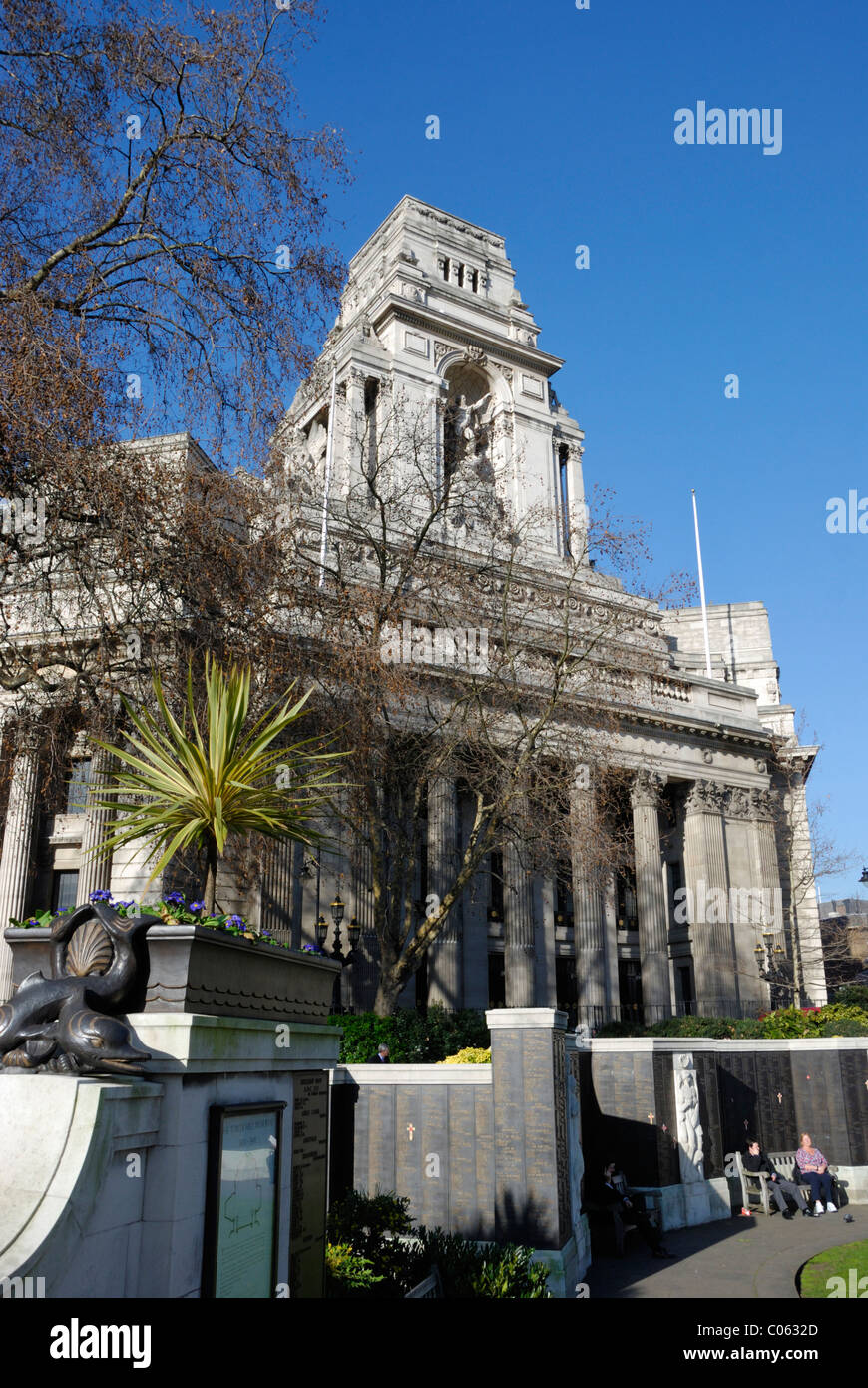 Trinity Square Gardens, Tower Hill, London, England Stock Photo