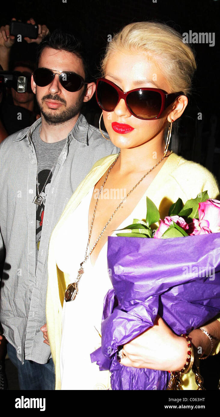 Christina Aguilera and her husband Jordan Bratman leaving the Ivy