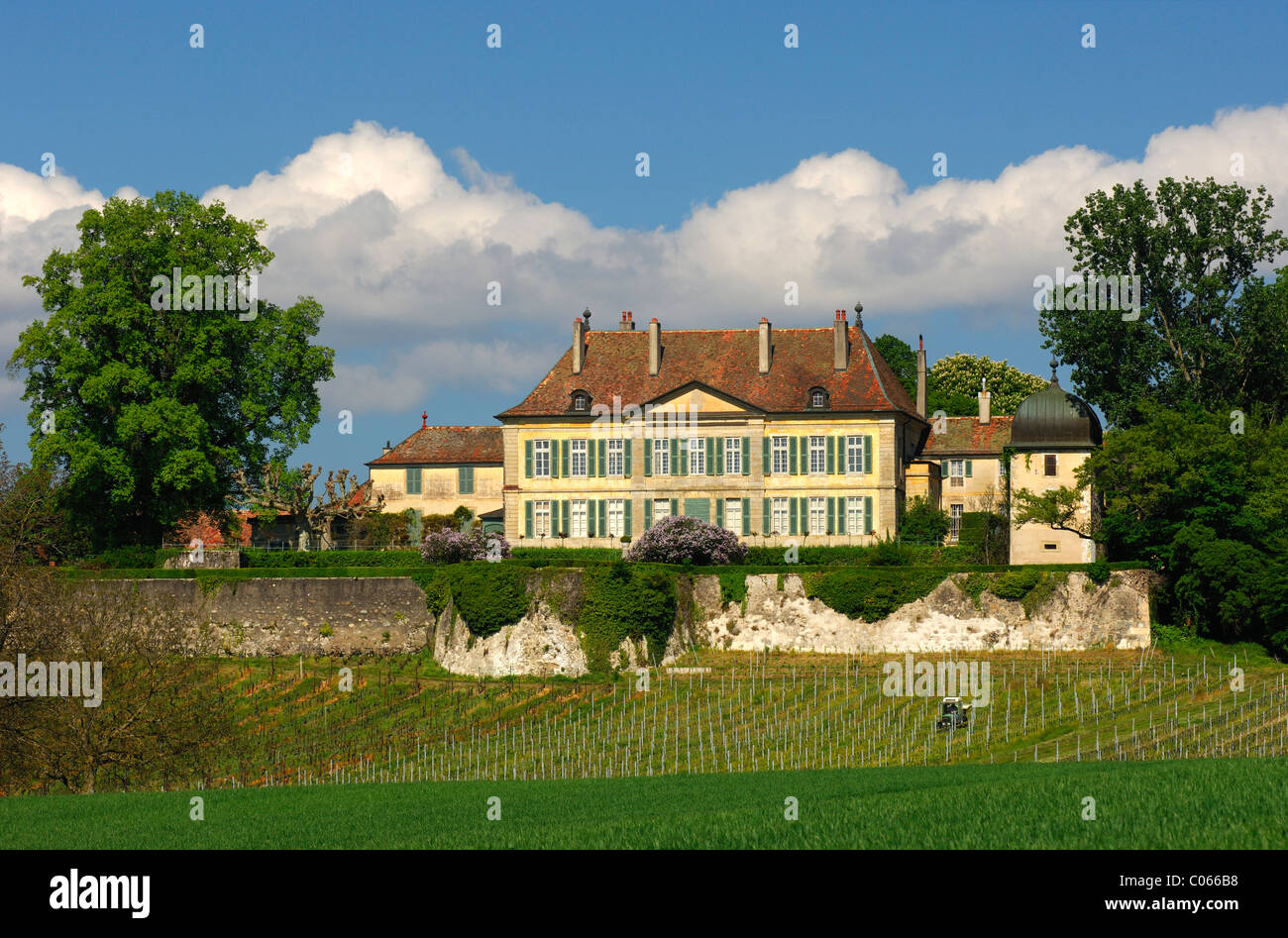Domaine du Château de Vullierens, Vullierens Castle, Canton of Vaud, Switzerland, Europe Stock Photo