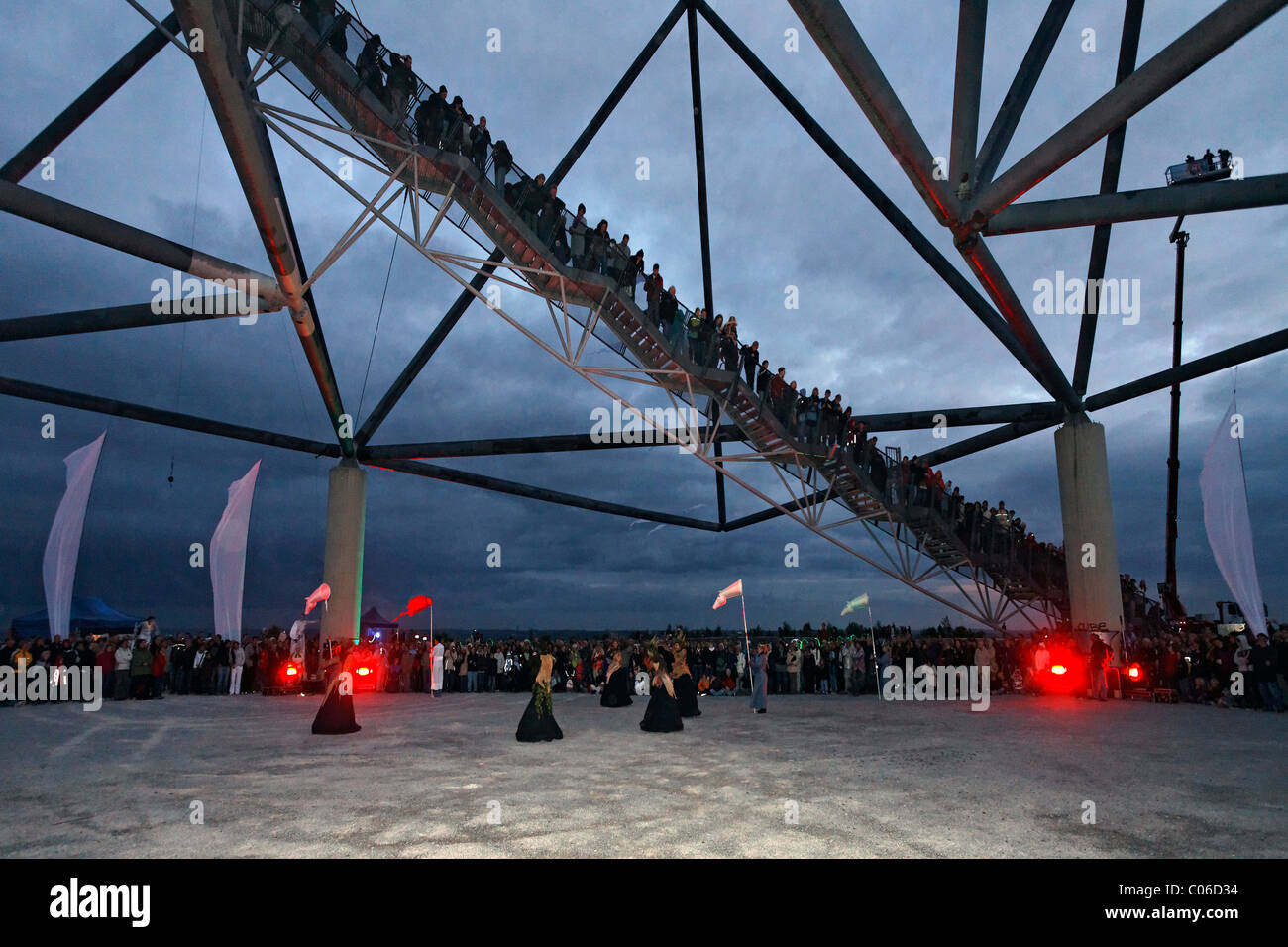 Summer night show at the tetrahedron, Extraschicht, night of industrial culture, dump in Bottrop, Ruhrgebiet area Stock Photo