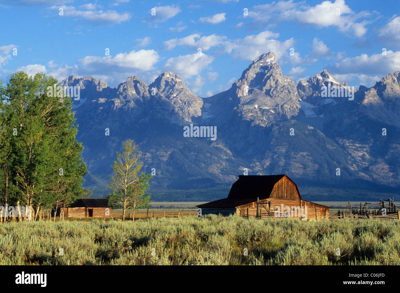 Old Barns Usa High Resolution Stock Photography and Images - Alamy