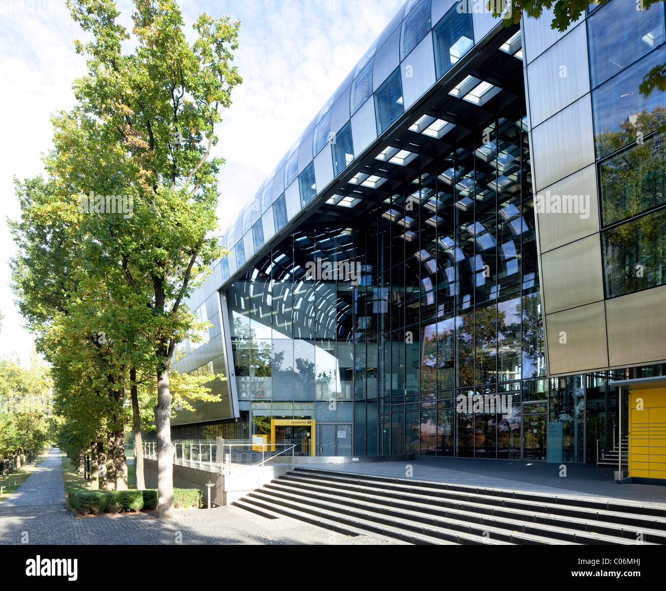 Post-Tower, headquarters of Deutsche Post AG, Bonn, Rhineland, North Rhine-Westphalia, Germany, Europe Stock Photo