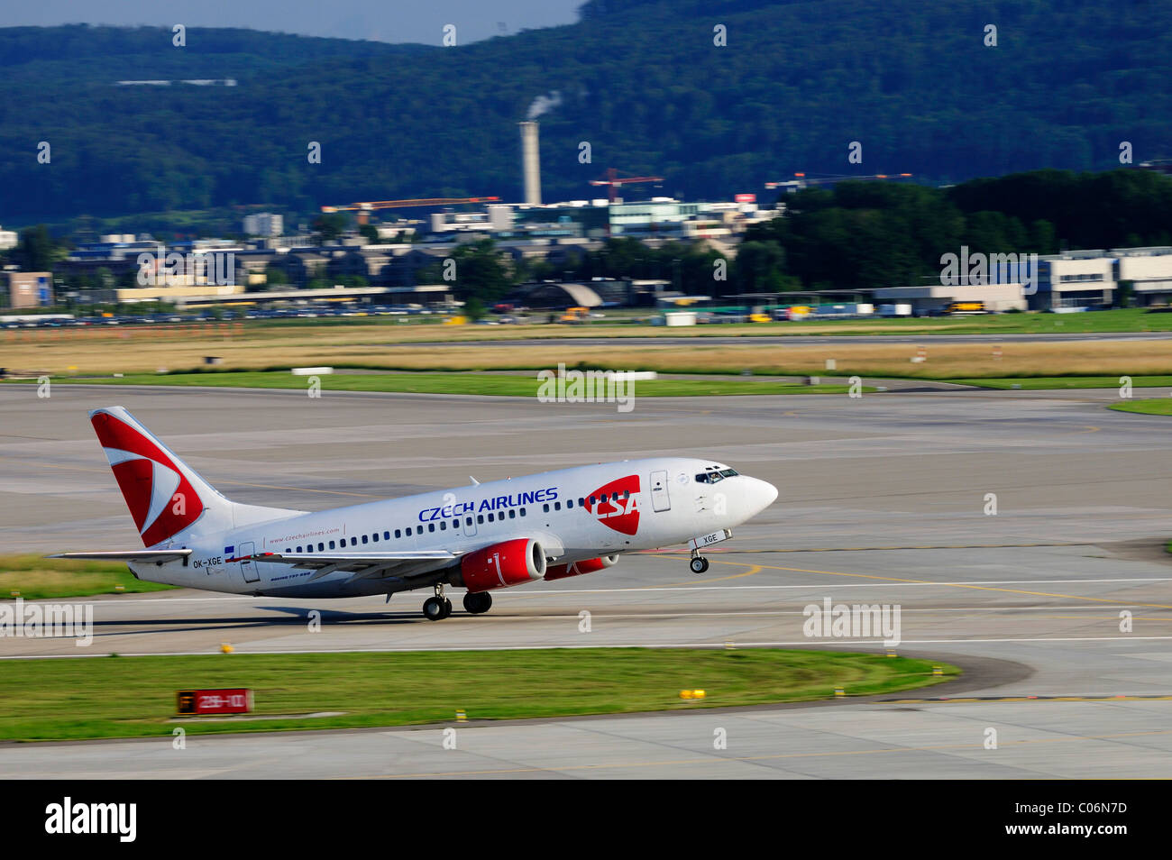Boeing 737-500 from Czech Airlines during take-off, Zurich Airport,  Switzerland, Europe Stock Photo - Alamy
