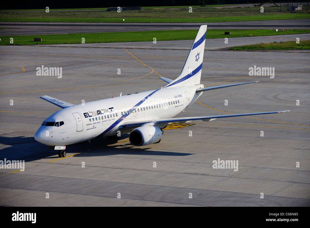 Boeing 737-700 from Israel Airlines at Zurich Airport, Switzerland, Europe  Stock Photo - Alamy