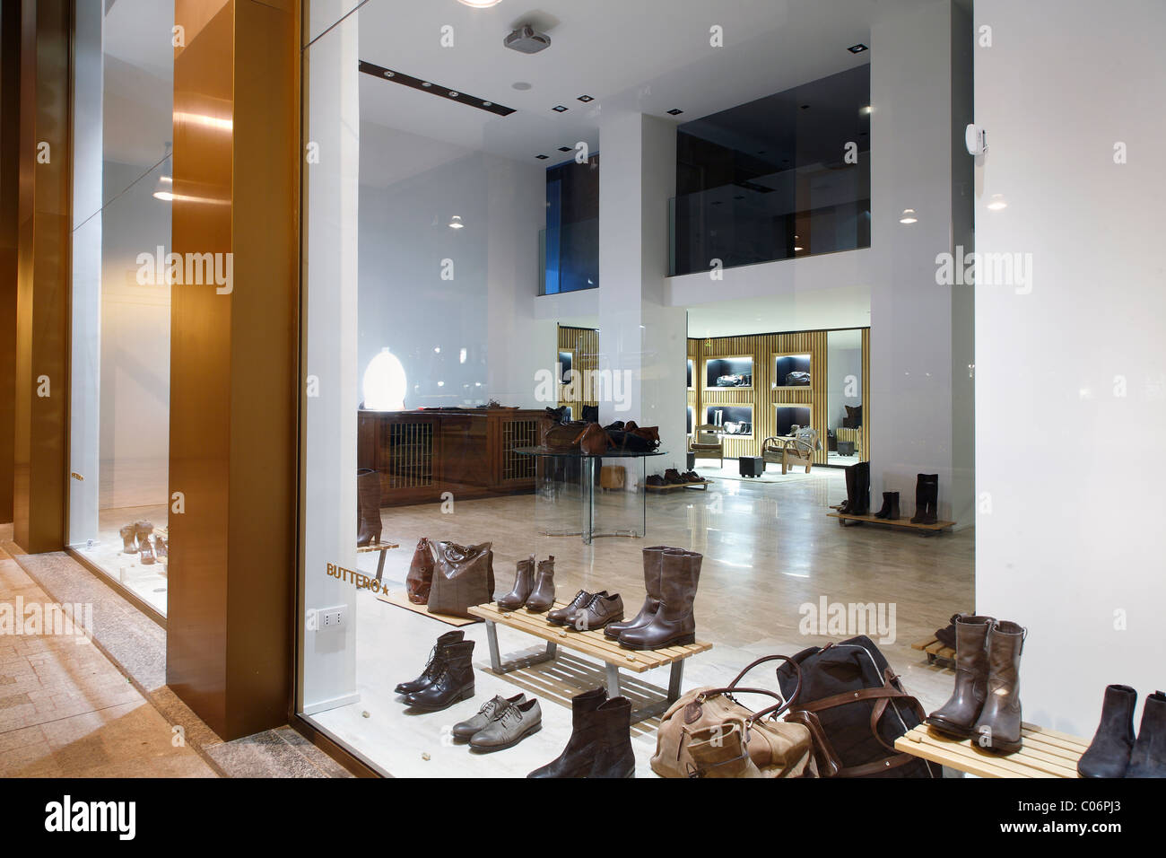 Shoes store in Milan, Italy Stock Photo Alamy