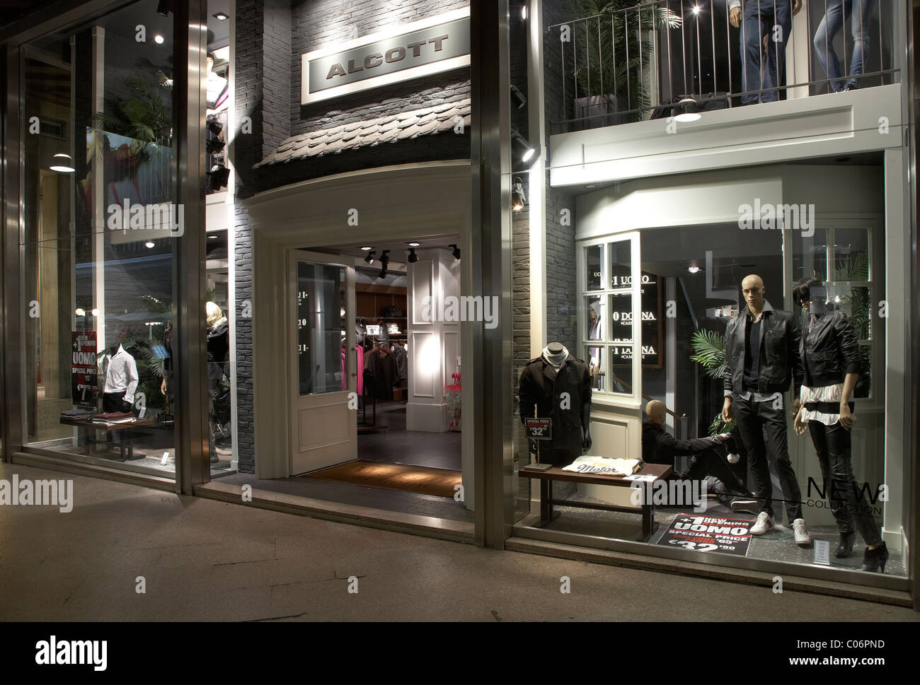 fashion clothes store in Milan, Italy Stock Photo Alamy