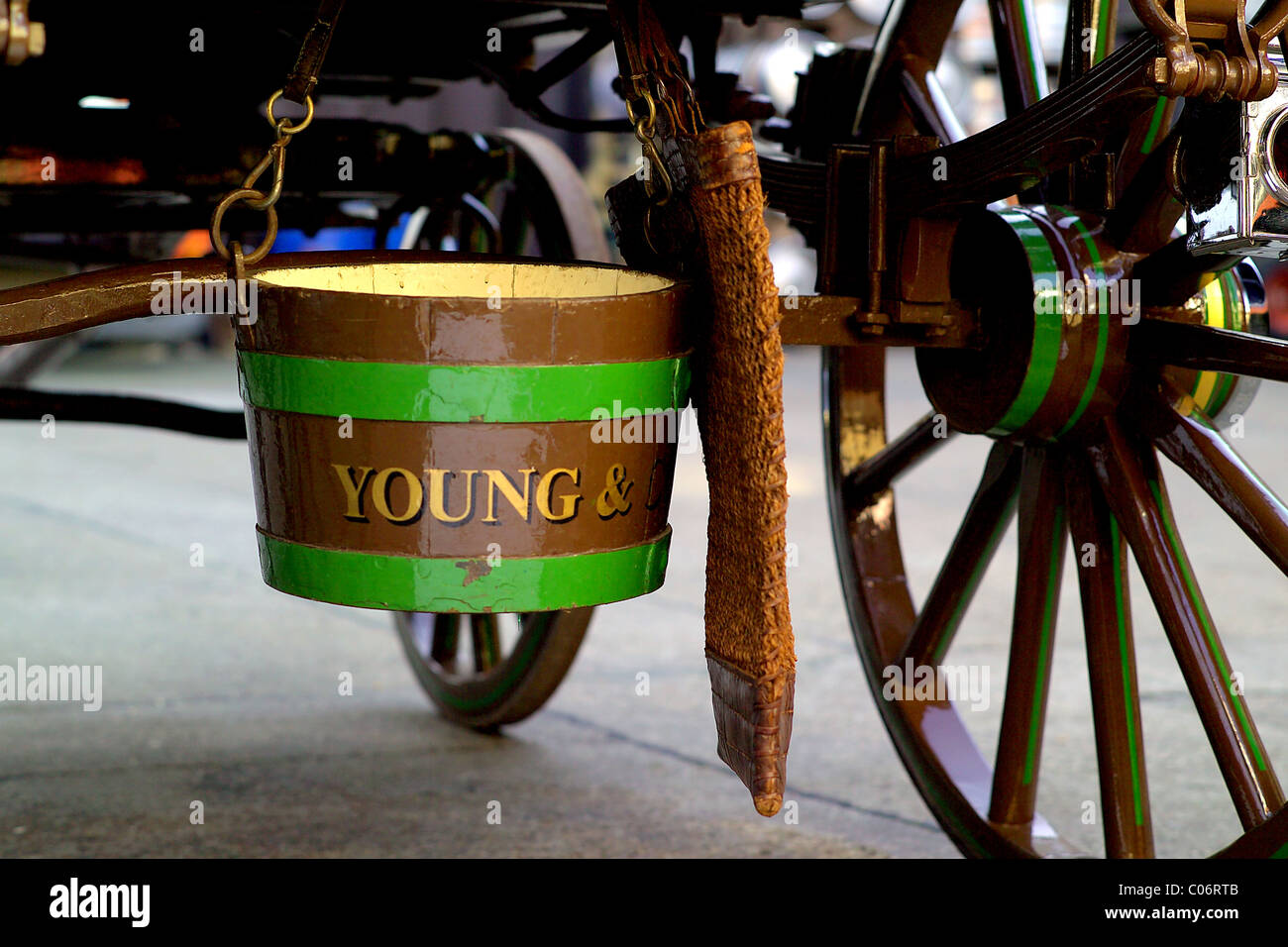 Young's Ram Brewery Dray Bucket Wandsworth London Stock Photo