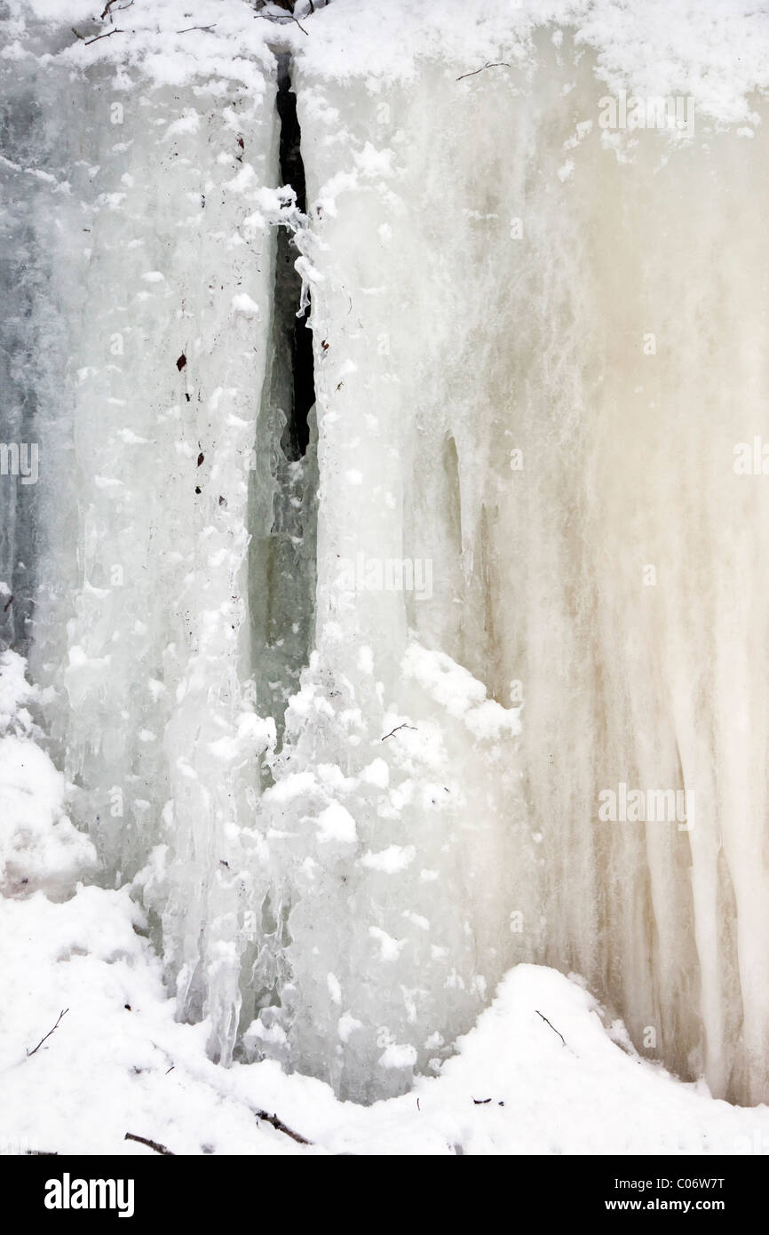 Frozen waterfall norway hi-res stock photography and images - Alamy