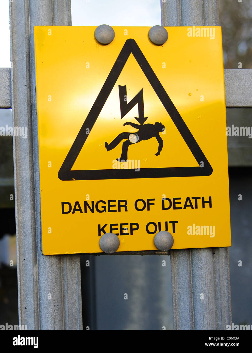 Danger of death warning sign Stock Photo - Alamy