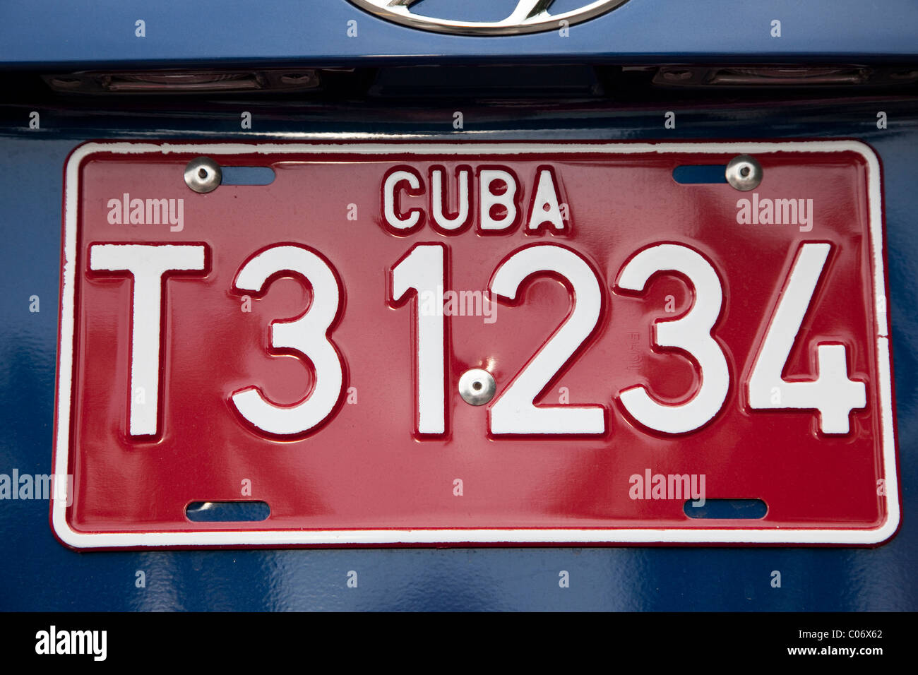 Cuban vehicle registration plates High Resolution Stock Photography and