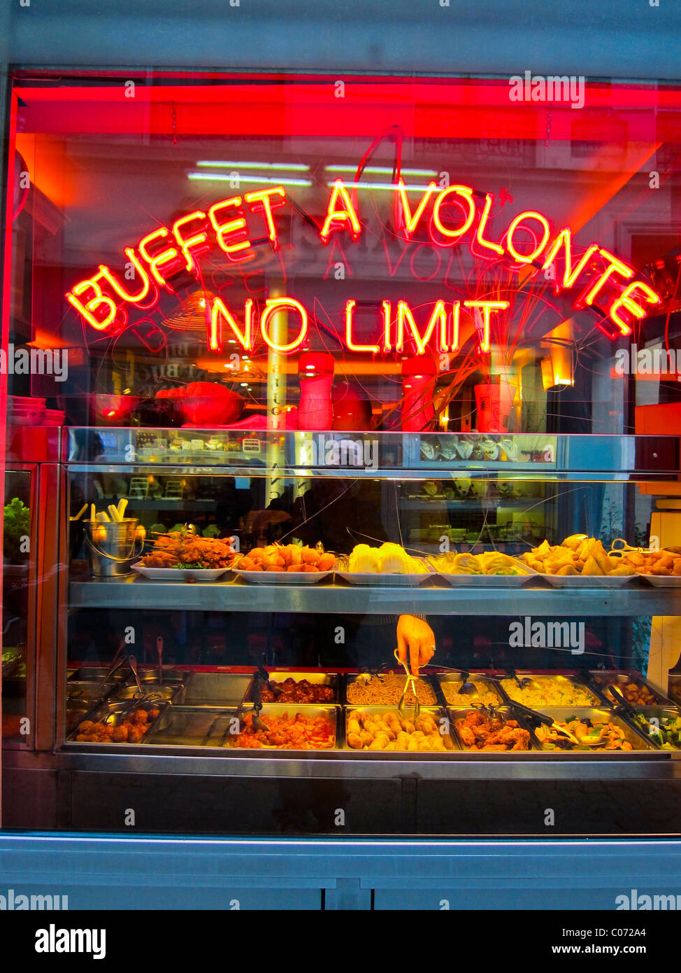 Paris, France, Chinese Restaurant Window, All-You-Can-Eat Buffet, Neon Sign  "No Limit" detail Stock Photo - Alamy