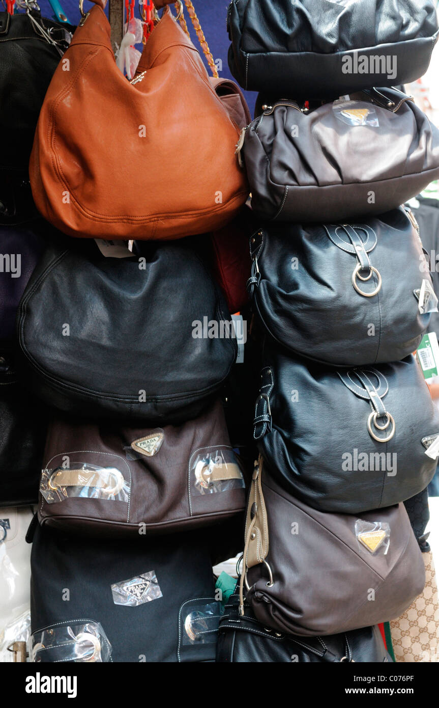 Here's How to Buy a Fake Bag in Chinatown