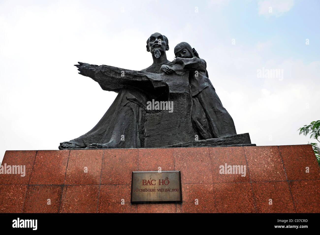 Statue of Ho Chi Minh, Uncle Ho, with a child, Ho Chi Minh City, Saigon, South Vietnam, Vietnam, Southeast Asia, Asia Stock Photo