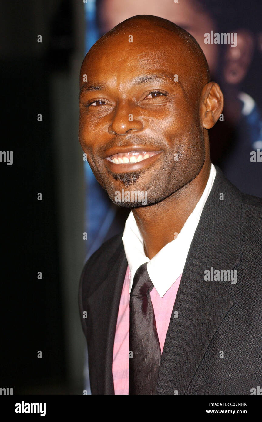 Jimmy Jean-Louis 'Somebody Help Me' world premiere at Grauman's Chinese Theatre Hollywood, California - 25.10.07 Stock Photo