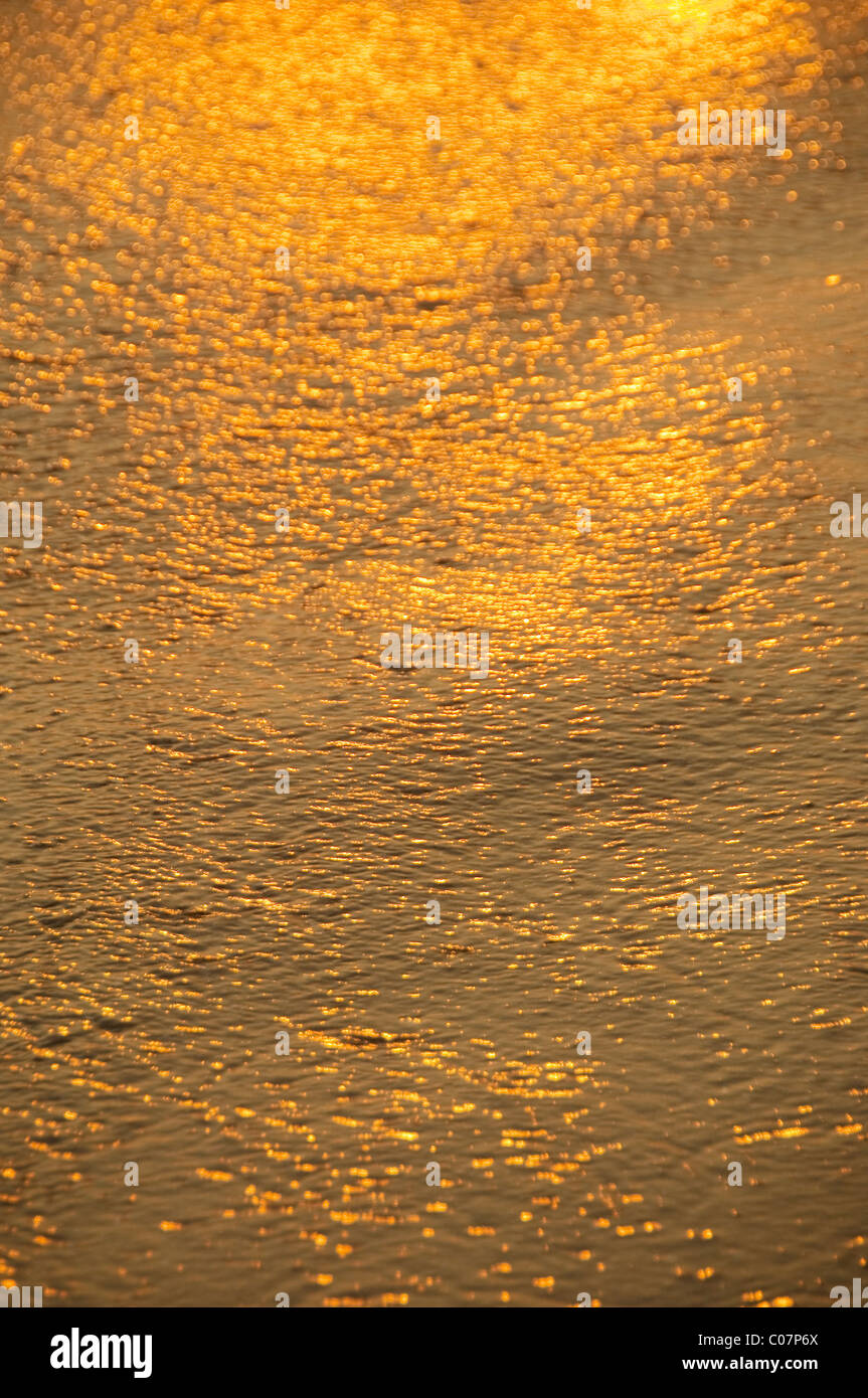 Sunlight reflected on water hi-res stock photography and images - Alamy