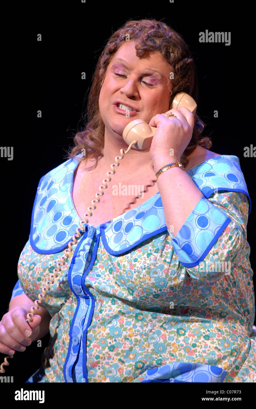 Hairspray with michael ball hires stock photography and images Alamy