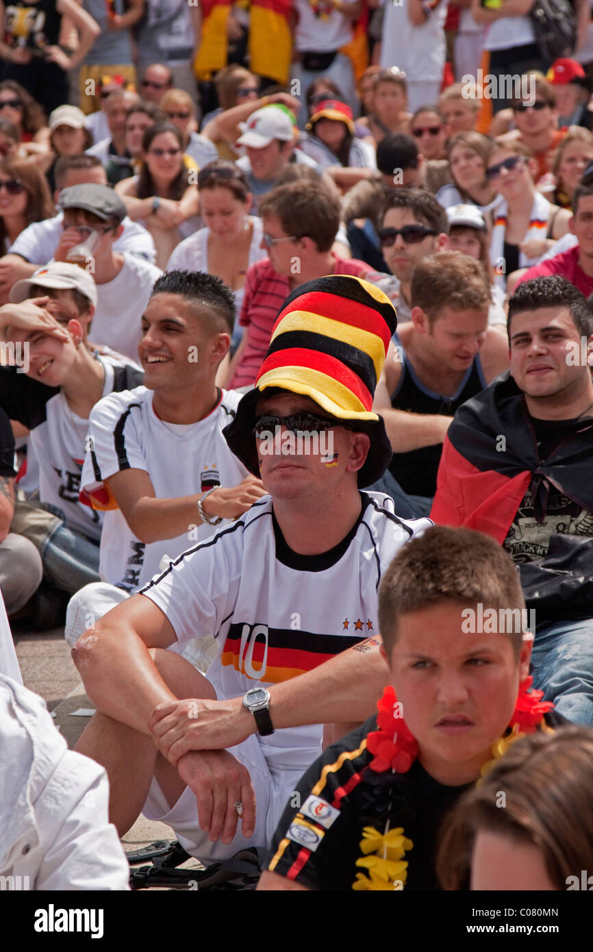 German Soccer Fans Stock Photos & German Soccer Fans Stock Images Alamy