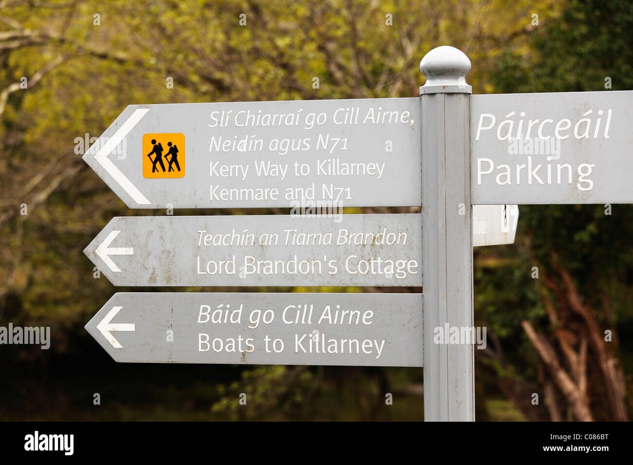 Bilingual guidepost for hikers, Killarney National Park, County Kerry, Ireland, British Isles, Europe Stock Photo