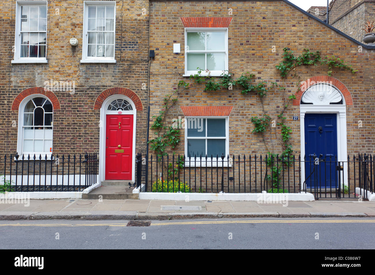 Upmarket housing in trendy Islington Stock Photo Alamy