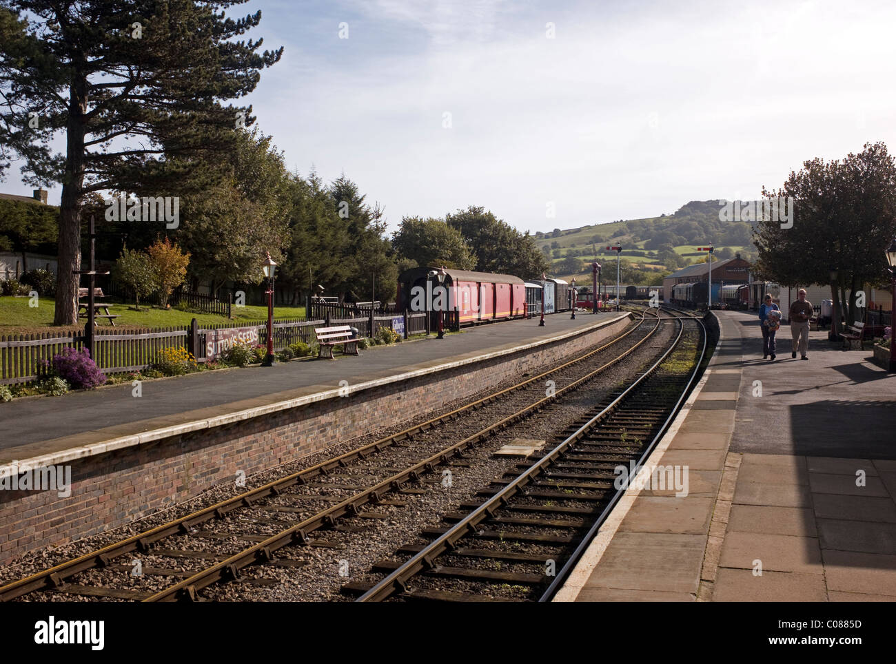 rail station hires stock photography and images Alamy