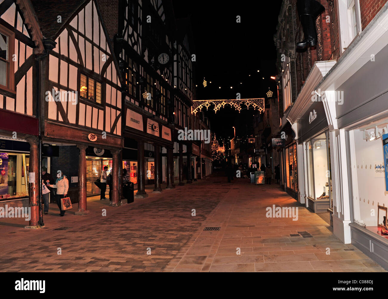 Winchester At Night High Resolution Stock Photography and Images - Alamy