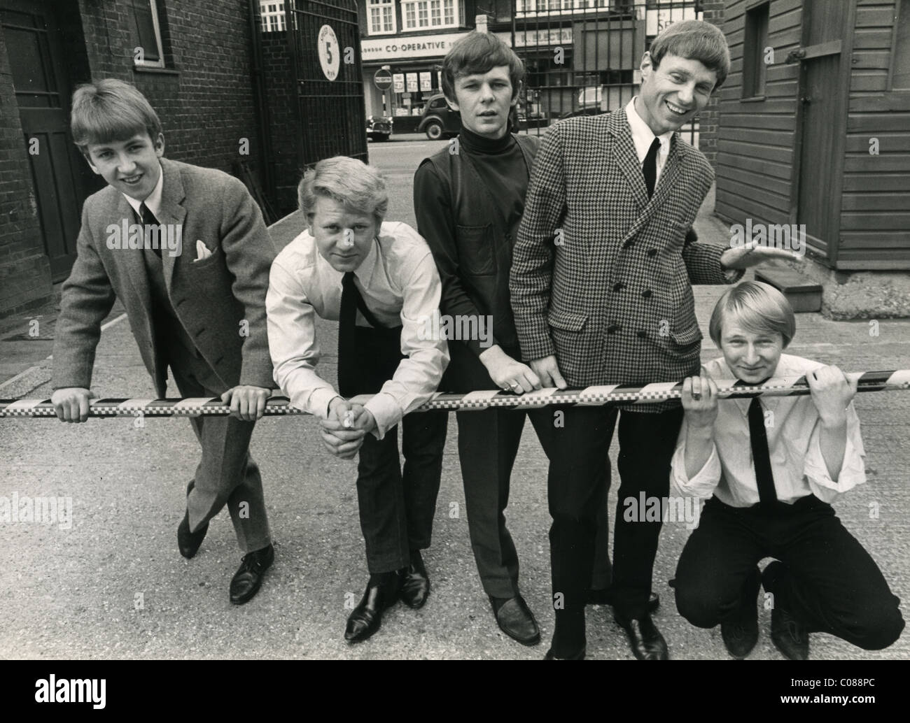 THE RIOT SQUAD UK pop group in June 1965 with Graham Bonney in dark sweater. Photo Tony Gale Stock Photo