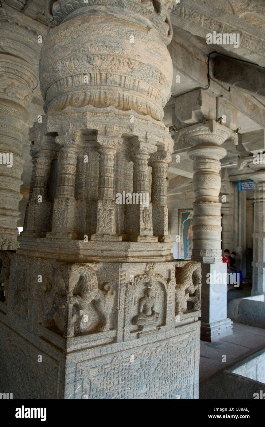 India, Karnataka, Mangalore, Moodbidri. Jain temple, Tribhuvana Tilaka Chudamani Basadi (aka Thousand Pillar Temple) c. 1430 AD. Stock Photo