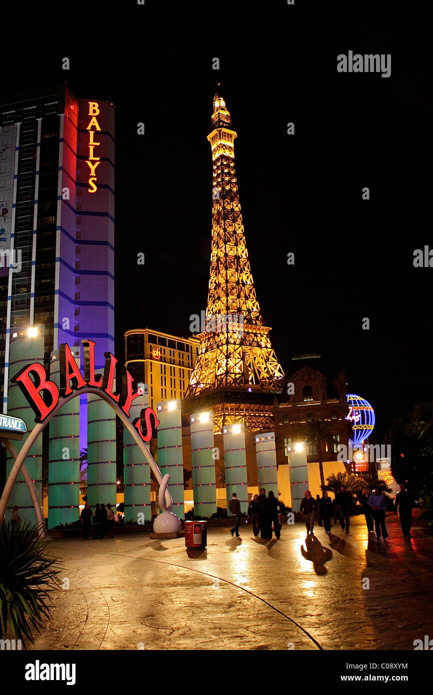 A plaza near Bally's and Paris Las Vegas Stock Photo