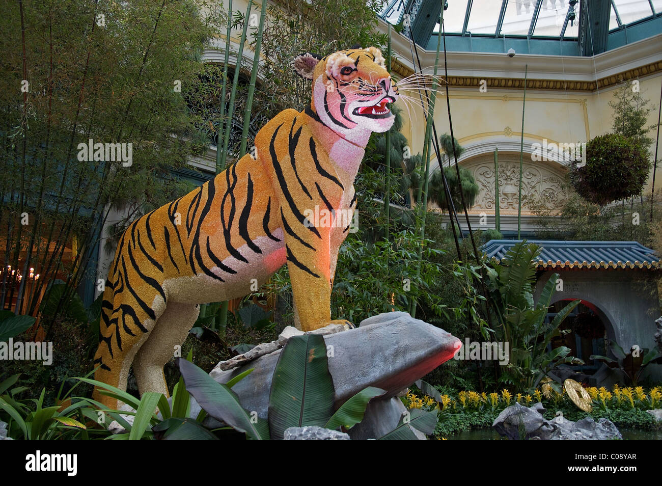Bellagio conservatory and gardens hi-res stock photography and images -  Page 3 - Alamy