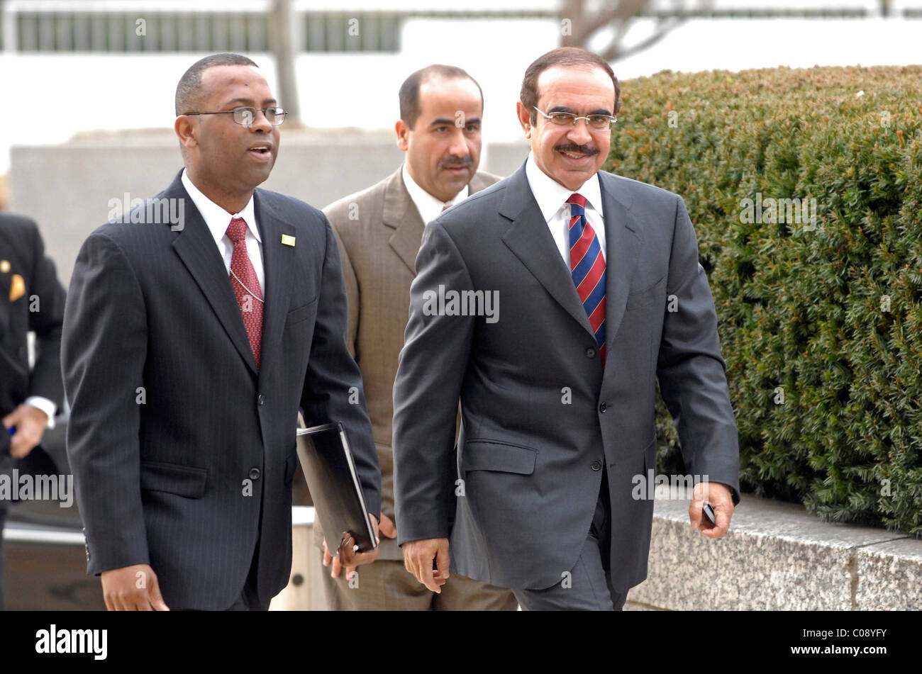 His Excellency Lt. General Rashed bin Abdulla AL Khalifa, Minister of Interior of the Kingdom of Bahrain,(right) walks with a St Stock Photo