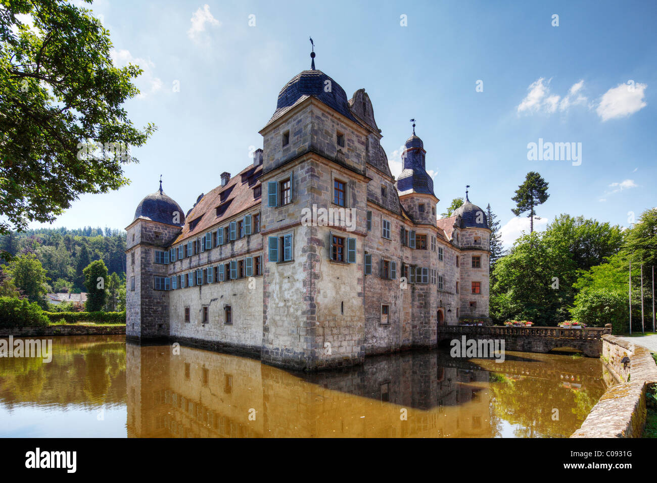 Moated Castle of Mitwitz, Upper Franconia, Franconia, Bavaria, Germany, Europe Stock Photo