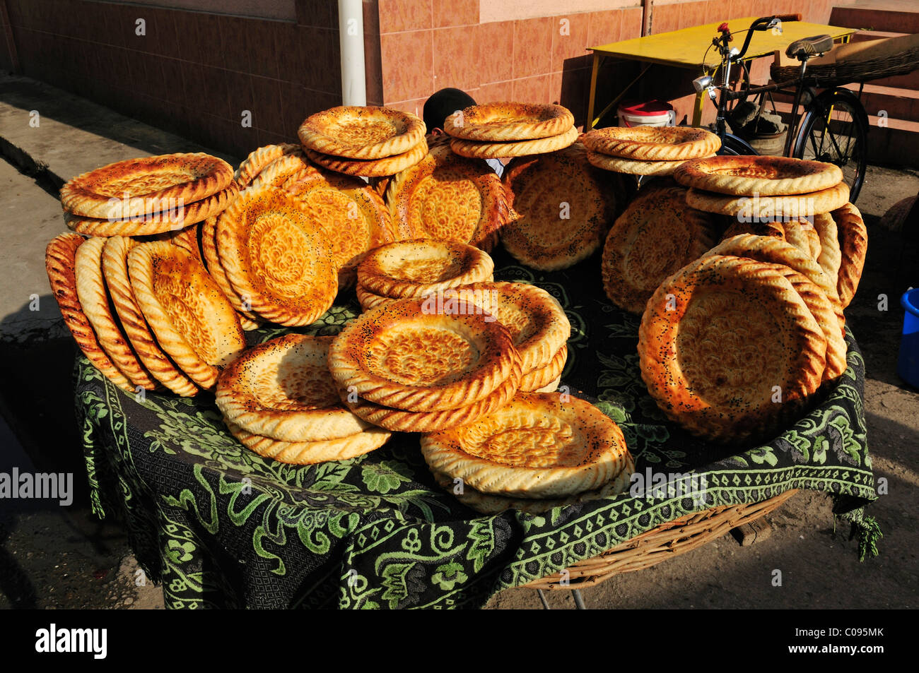 Traditional Uzbek flat bread, Samarkand, Uzbekistan, Central Asia Stock Photo