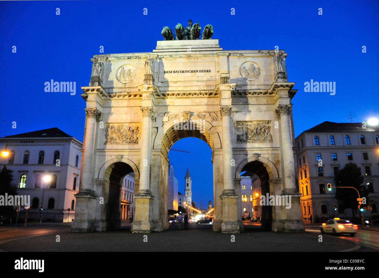 Siegestor triumphal arch by architect Friedrich von Gaertner, 1852, in