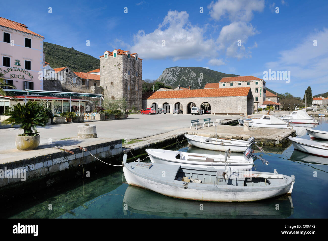 Small port of Mali Ston, Peljesac peninsula, Croatia, Europe Stock Photo -  Alamy