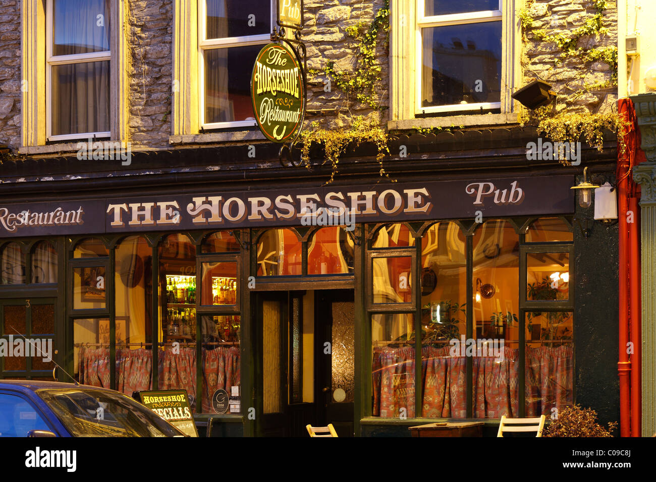 The Horseshoe Pub and Restaurant, Kenmare, Ring of Kerry, County Kerry, Ireland, British Isles, Europe Stock Photo