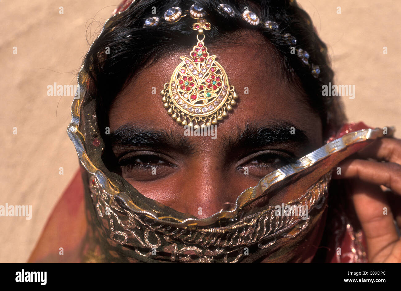 Portrait of a young woman with jewelry, Thar Desert, Rajasthan, India, Asia Stock Photo