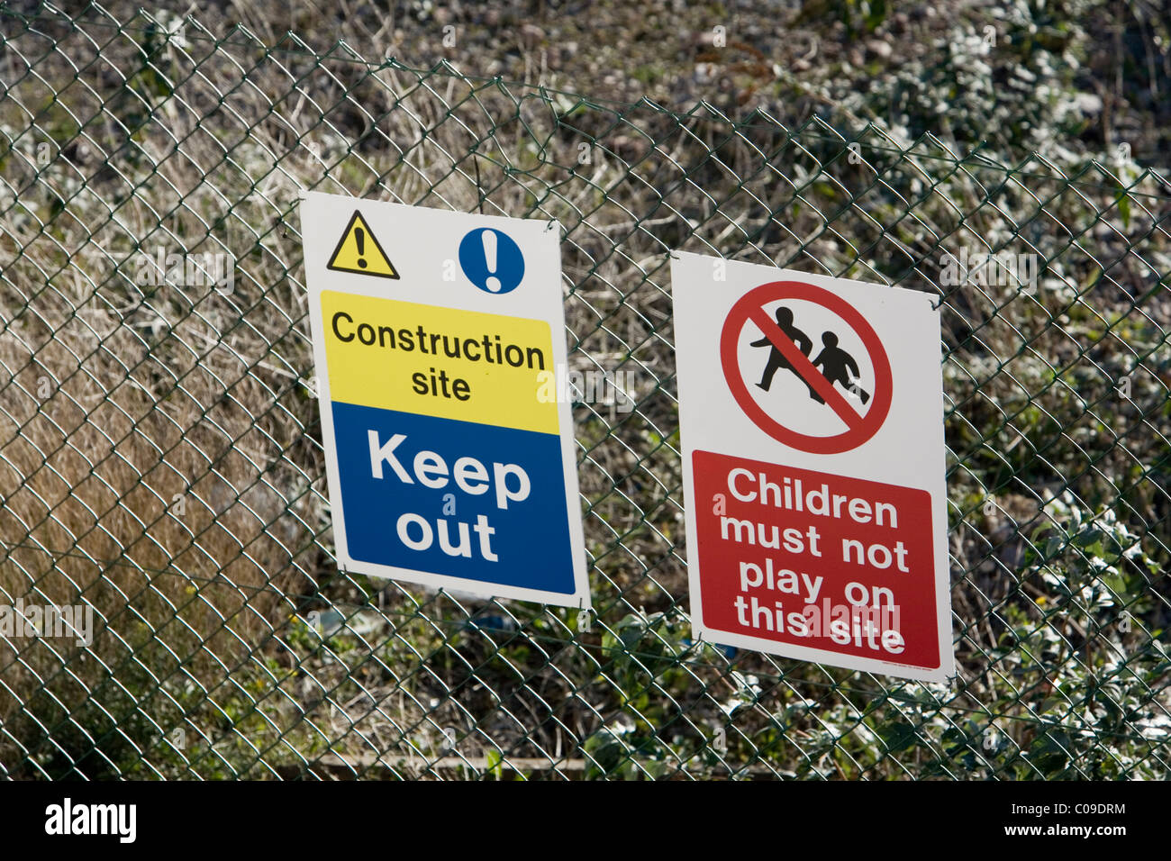 Construction site safety signs hi-res stock photography and images - Alamy