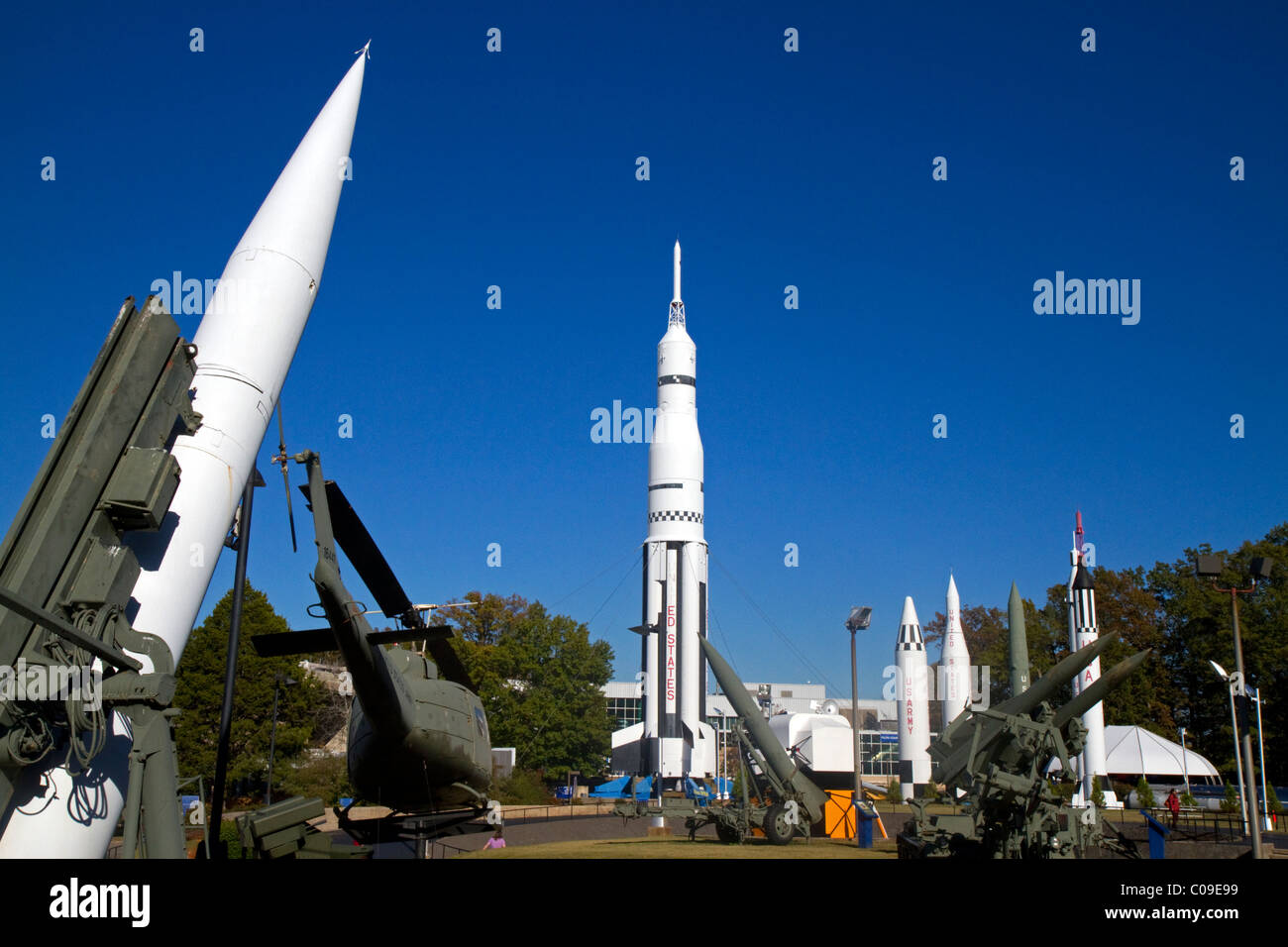 Saturn v rocket hires stock photography and images Alamy