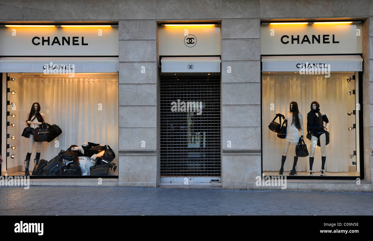 Shop CHANEL, Passeig de Gracia boulevard, Barcelona, Catalonia, Spain, Europe Stock Photo