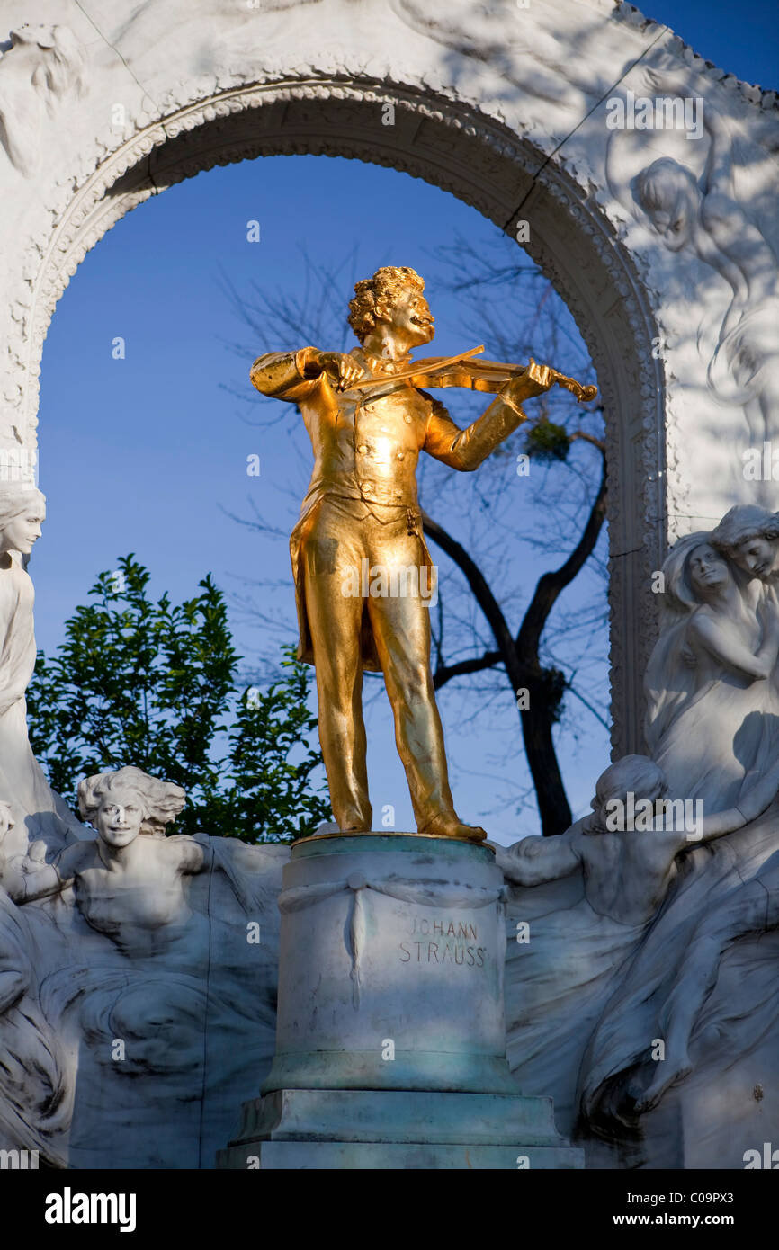 Johann Strauss Monument, Stadtpark municipal park, Vienna, Austria, Europe Stock Photo