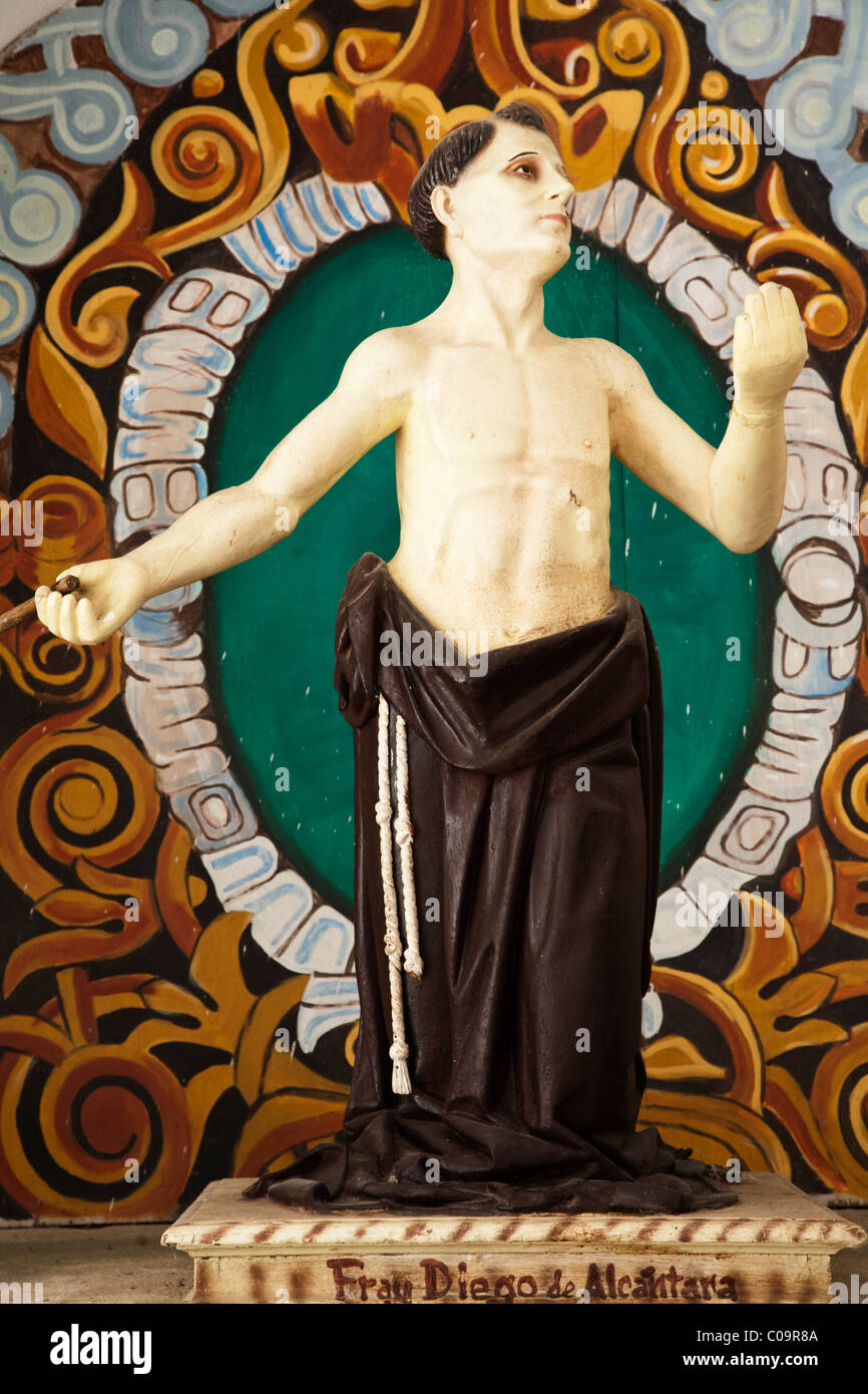 Statue of a friar at the Convento de San Antonio de Padua, Izamal, Yucatan, Mexico Stock Photo