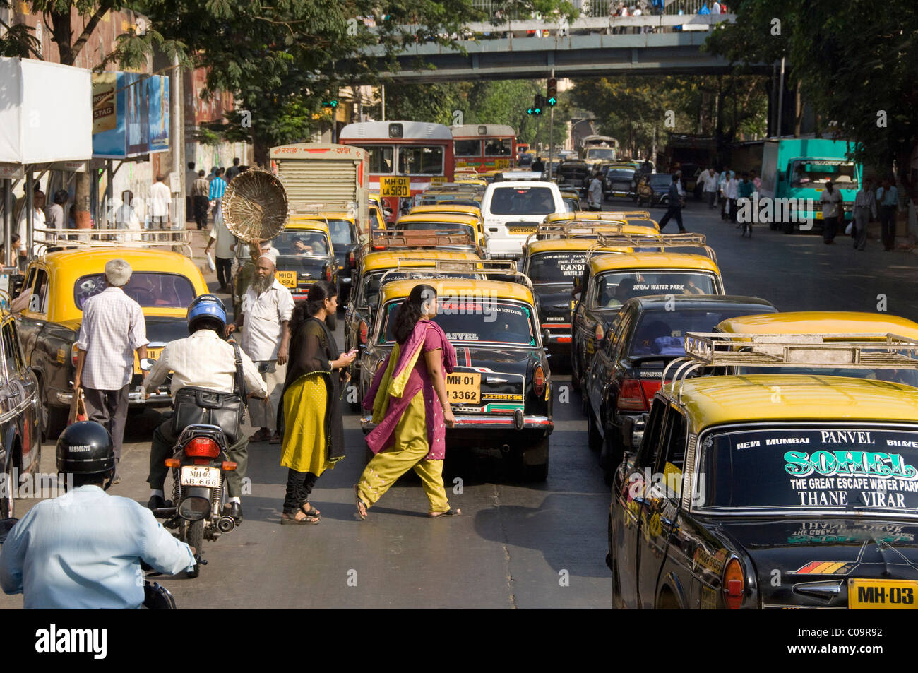 India, state of Maharashtra, Mumbai (aka Bombay). Typical commuter traffic in downtown Mumbai. Stock Photo