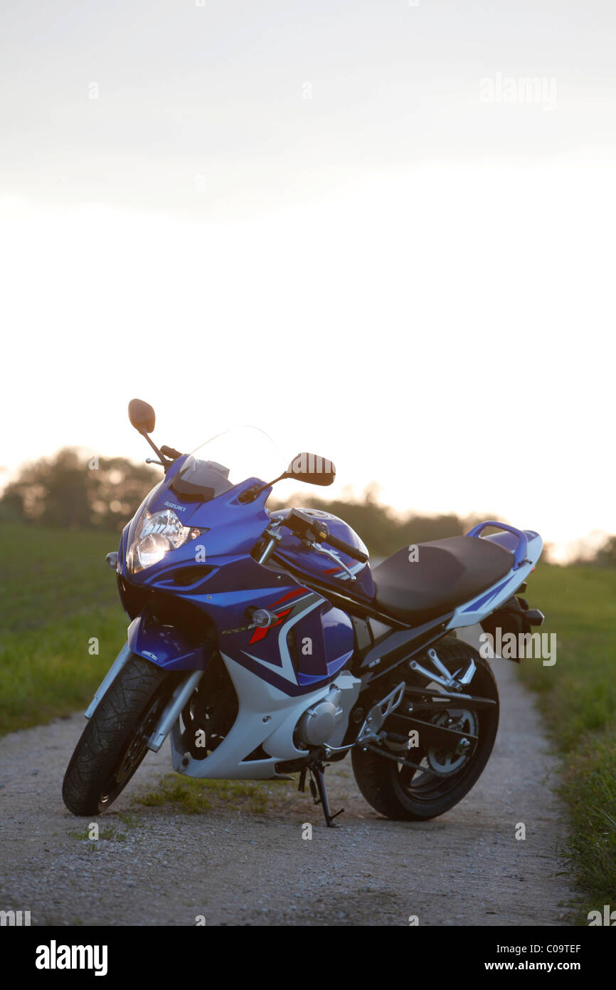 Suzuki GSX-R 650 motorbike Stock Photo - Alamy